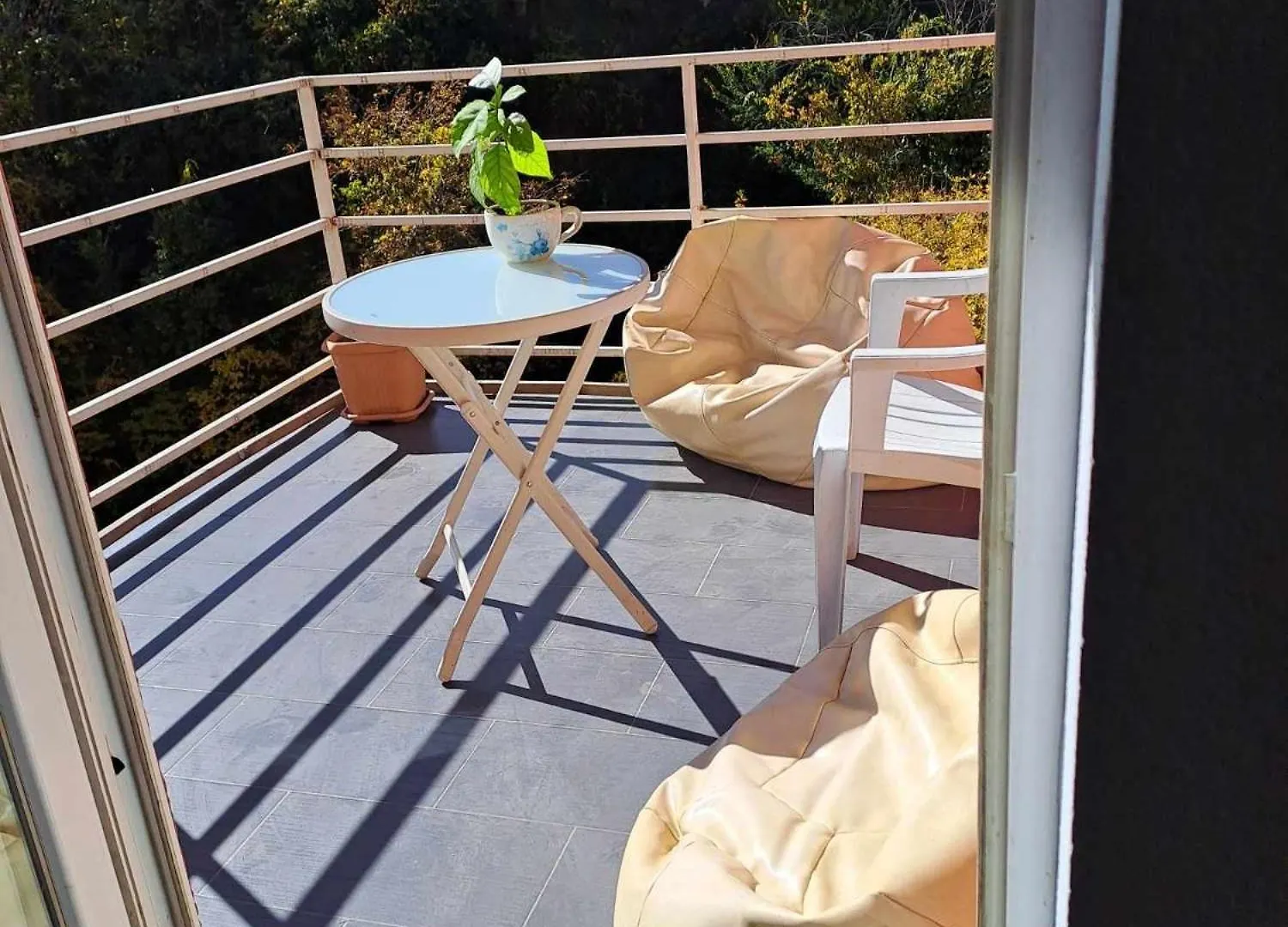 Modern Prestige Apartment Tbilisi