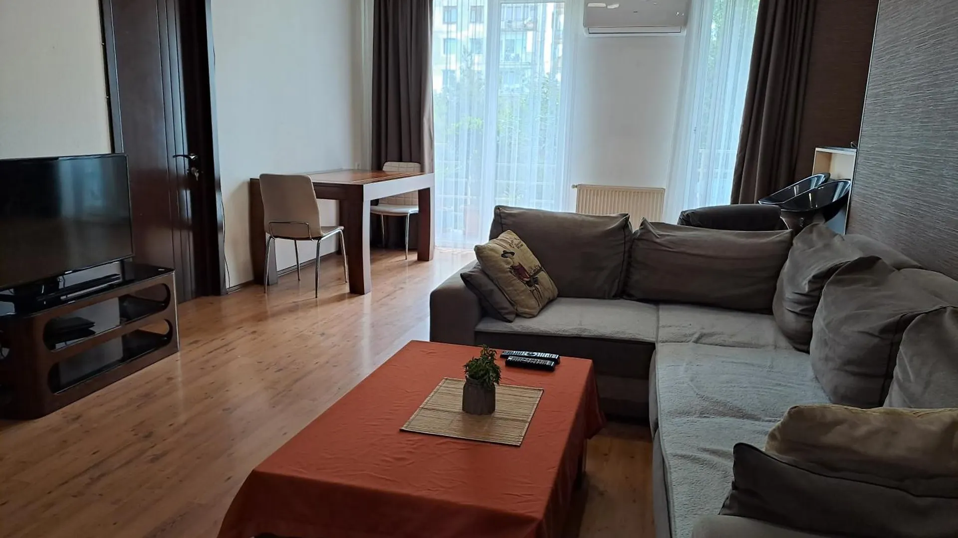 Modern Prestige Apartment Tbilisi